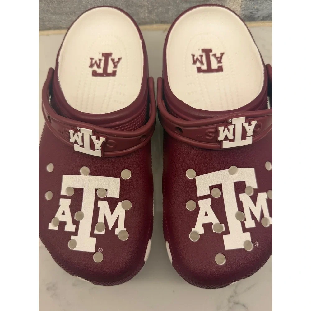 Crocs Texas A&M Aggies Classic Clogs Maroon White Mens 7 Womens 9 NCAA